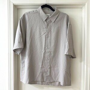 Zara Textured Gray Button-Up Short Sleeve Shirt, Size Medium
